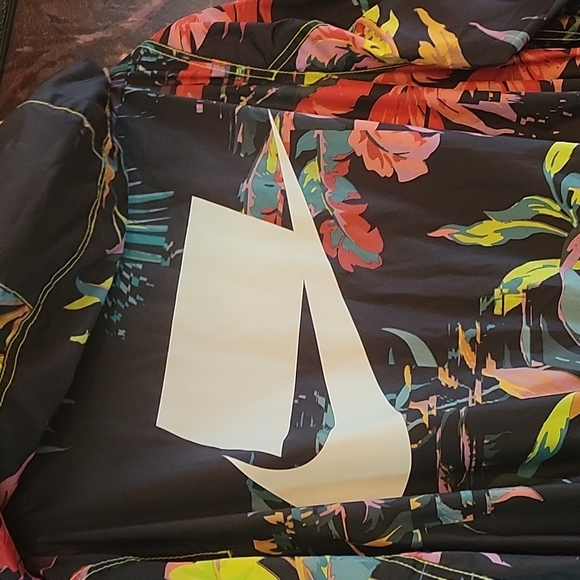 SOLD Nike Men's Sportswear NSW black rain jacket Palm Floral Print AR1598-386 - Picture 9 of 13